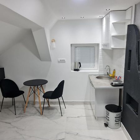 River Side Suites Белград Екстериор снимка