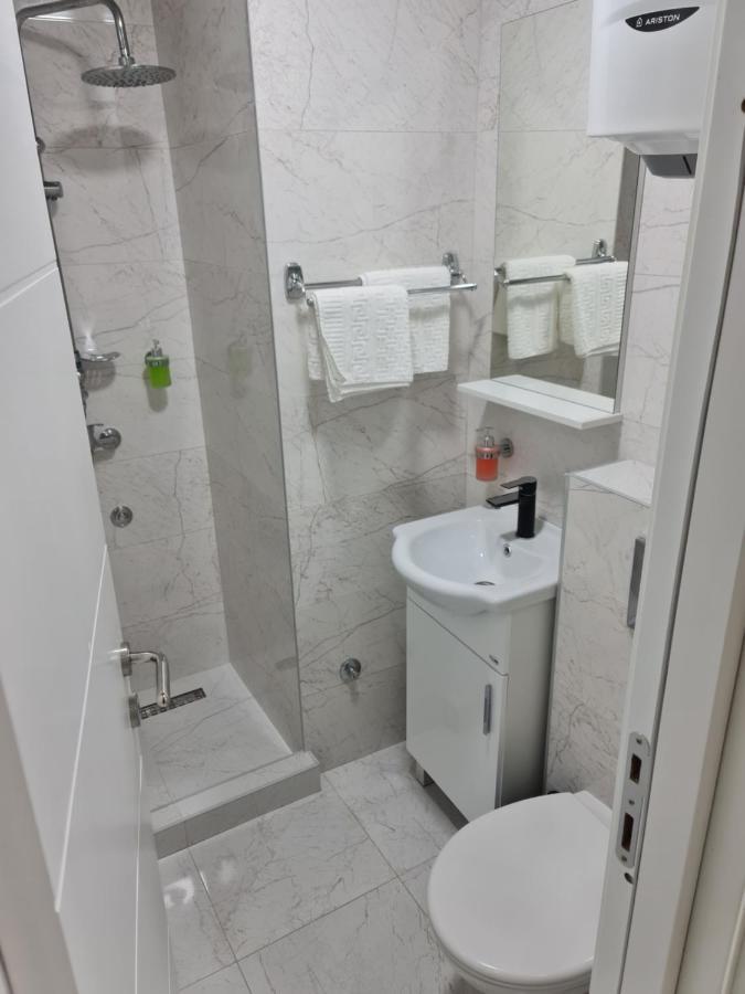 River Side Suites Белград Екстериор снимка